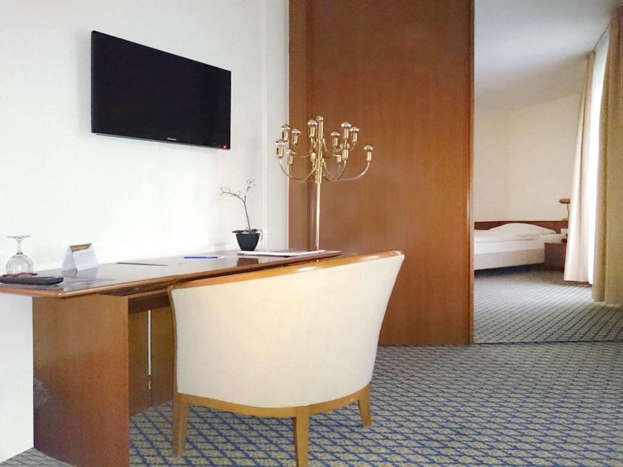 Seehotel Am Tankumsee Isenbüttel Kültér fotó
