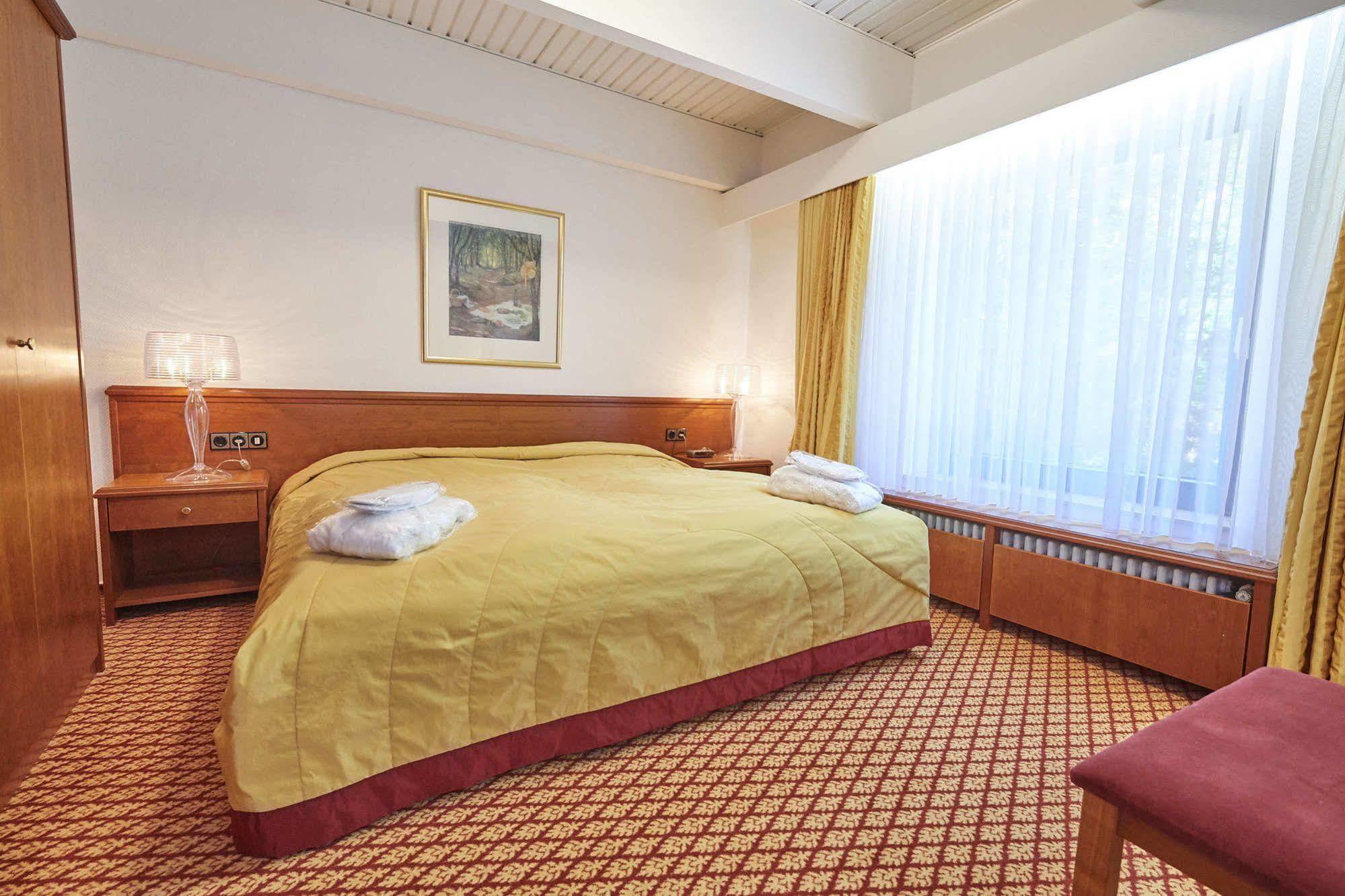 Seehotel Am Tankumsee Isenbüttel Kültér fotó