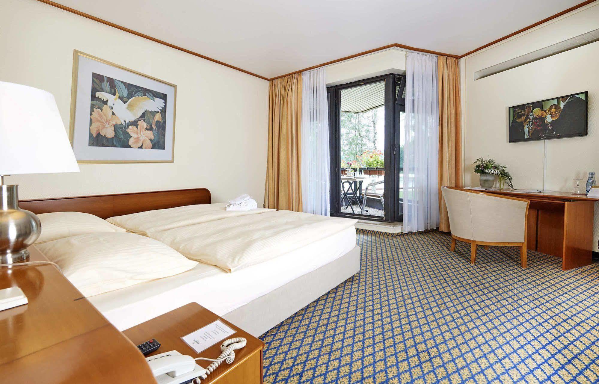 Seehotel Am Tankumsee Isenbüttel Kültér fotó